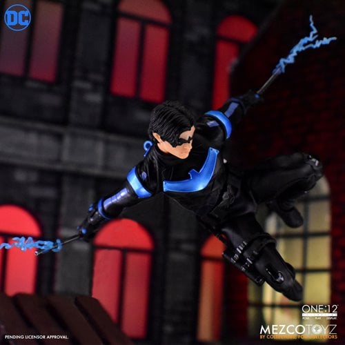 NIGHTWING DC COMICS MEZCO ONE:12