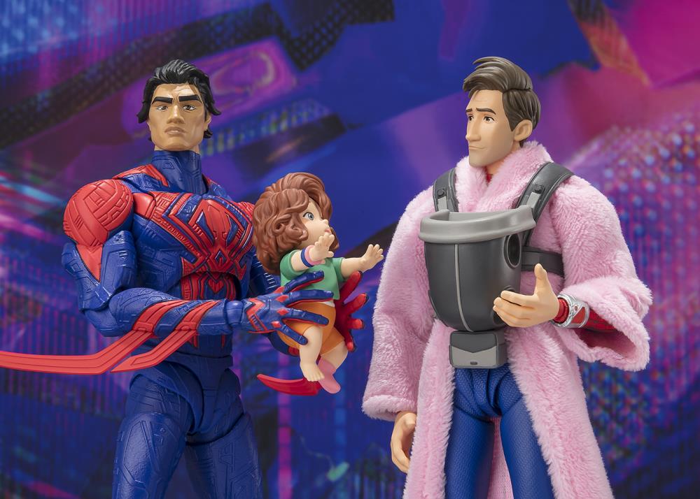 PETER B PARKER Y MAYDAY PARKER ACROSS THE SPIDERVERSE S.H. FIGUARTS