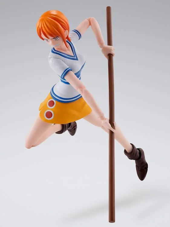 NAMI ONE PIECE ROMANCE DAWN S.H. FIGUARTS BANDAI