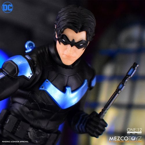 NIGHTWING DC COMICS MEZCO ONE:12