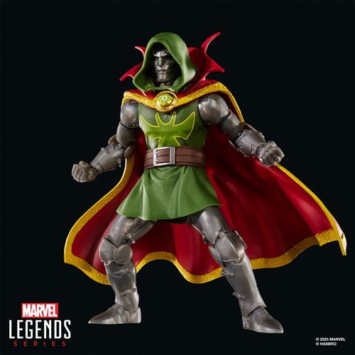 EMPEROR DOOM MARVEL LEGENDS HASBRO
