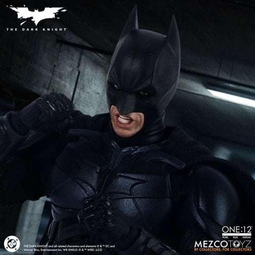 BATMAN THE DARK KNIGHT MEZCO ONE:12