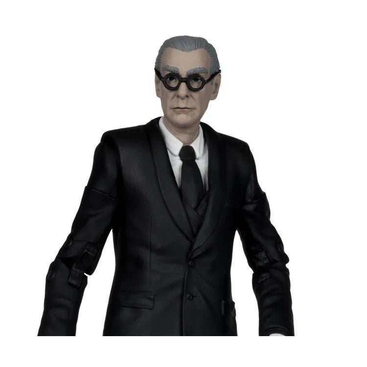 ALFRED PENNYWORTH Y BATIMOBIL DC MULTIVERSE GOLD LABEL MCFARLANE