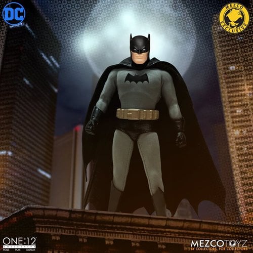 BATMAN GOLDEN AGE CAPED CRUSADER EDITION MEZCO ONE:12