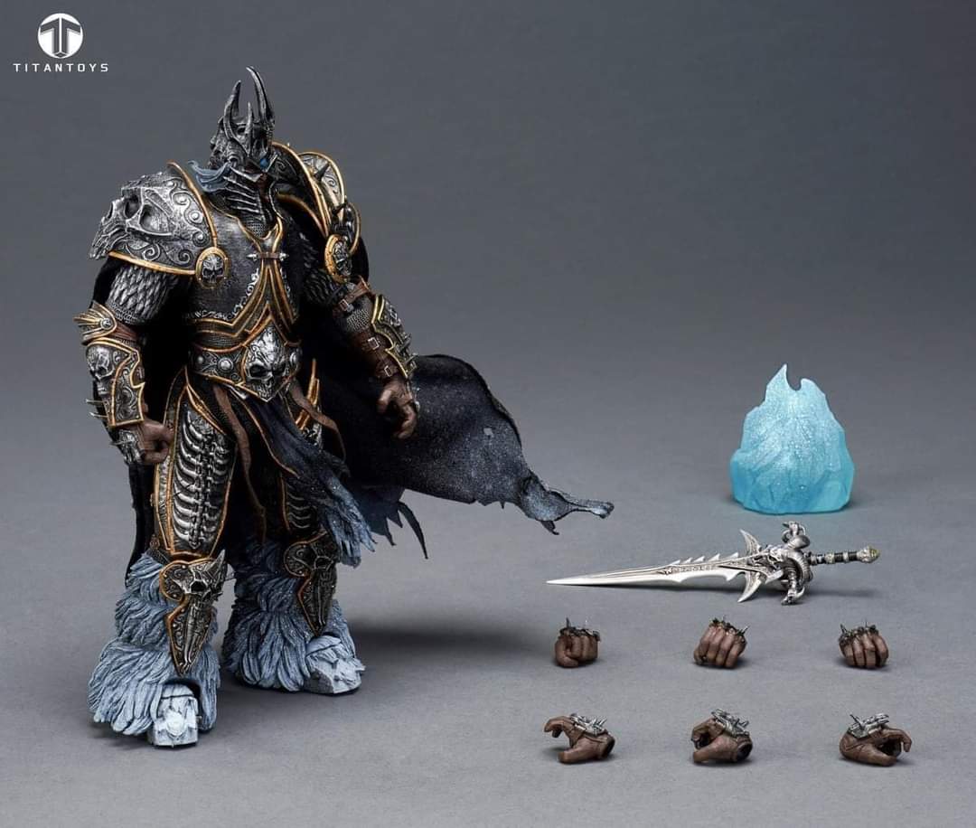 FROST KNIGHT TITAN TOYS 1:12