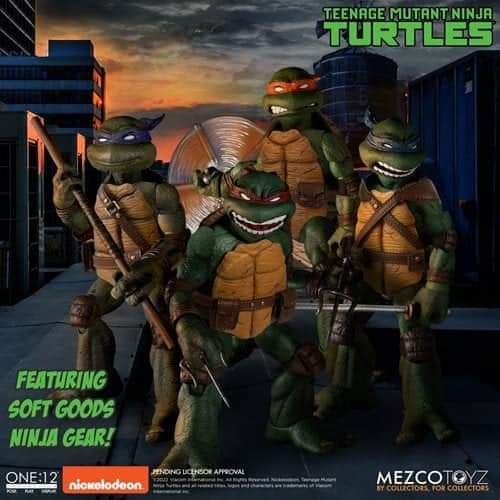 TMNT 4PACK DELUXED BOXED SET MEZCO ONE:12