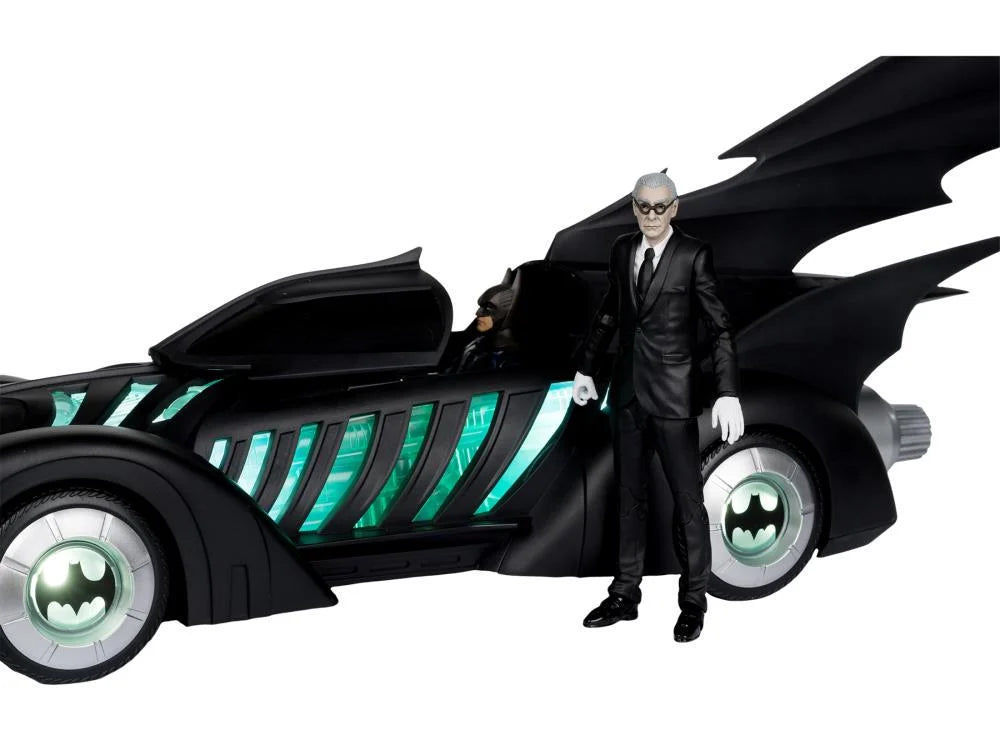 ALFRED PENNYWORTH Y BATIMOBIL DC MULTIVERSE GOLD LABEL MCFARLANE