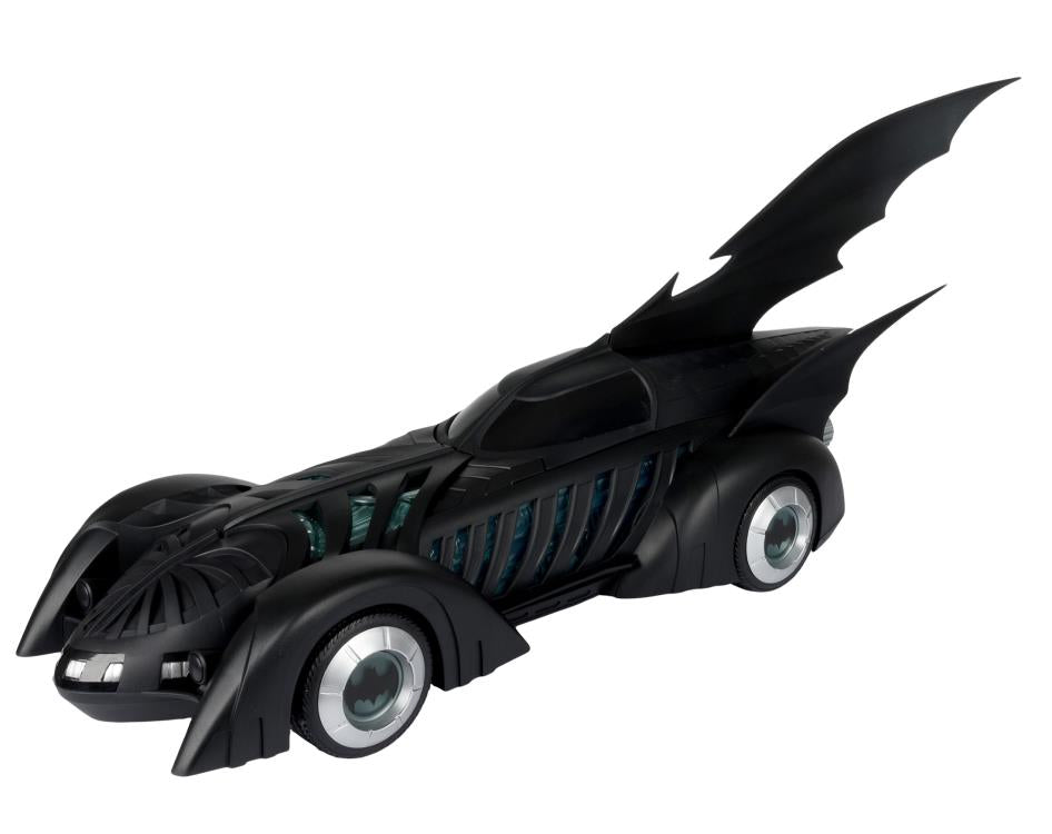 ALFRED PENNYWORTH Y BATIMOBIL DC MULTIVERSE GOLD LABEL MCFARLANE