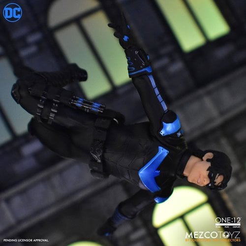 NIGHTWING DC COMICS  MEZCO ONE:12