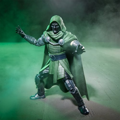 DOCTOR DOOM AVENGERS DOOMSDAY MARVEL LEGENDS HASBRO