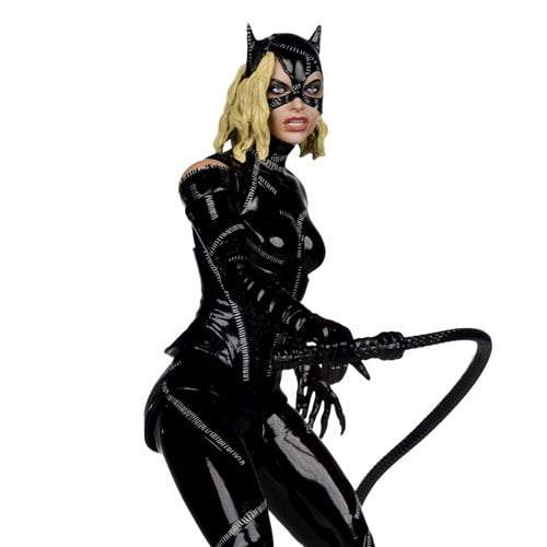 CATWOMAN BATTLE DAMAGED BATMAN RETURNS MCFARLANE DC MULTIVERSE