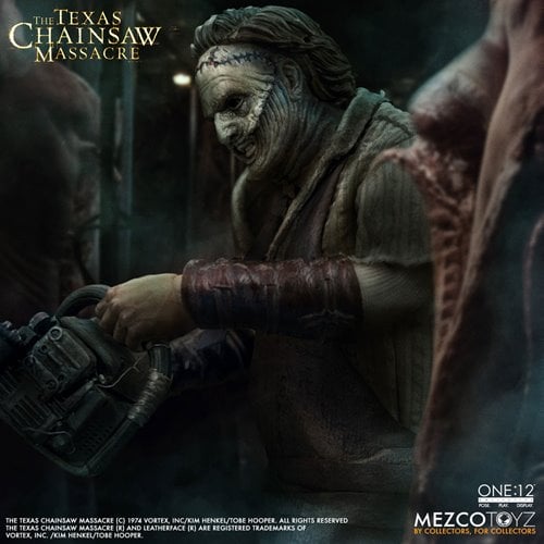 LEATHERFACE THE TEXAS CHAINSAW MASSACRE (2003) MEZCO ONE:12