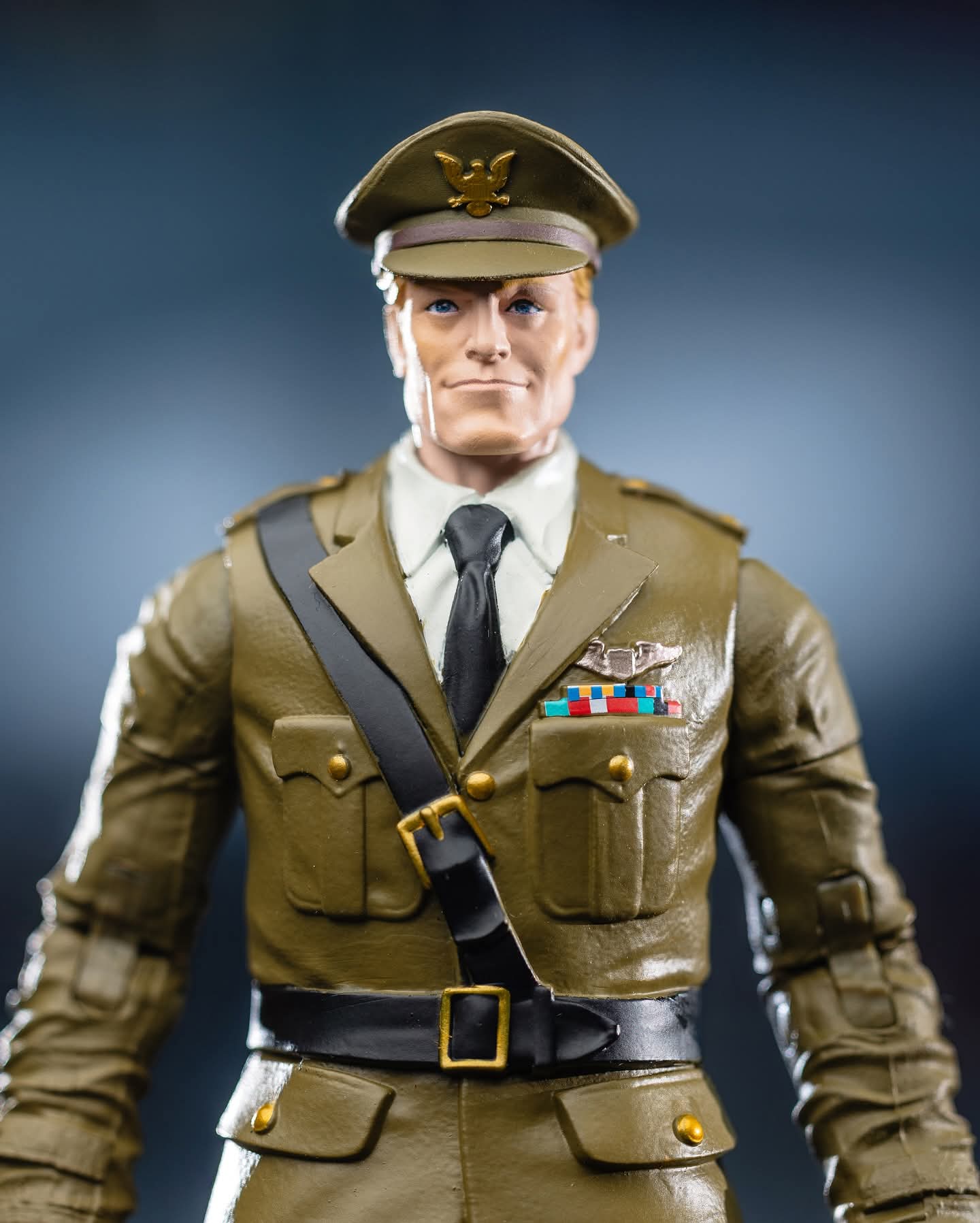 STEVE TREVOR PAGE PUNCHER DC DIRECT MCFARLANE EDICION PLATINUM