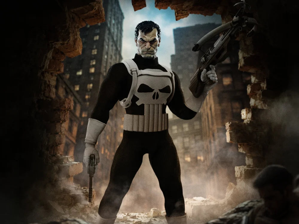 THE PUNISHER MARVEL MEZCO ONE:12
