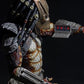 PREDATOR CITY HUNTER SPECIAL EDITION CON LUZ LED ESCALA 1/4 NECA